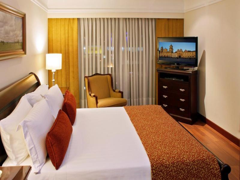Hotel Estelar La Fontana Bogotá Quarto foto